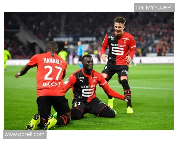 德国与英格兰比赛中的争议判罚引发裁判公正性讨论