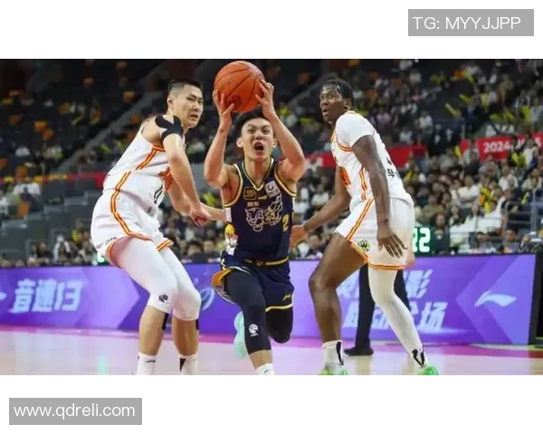 徐杰在对阵同曦的精彩表现集锦回顾与分析