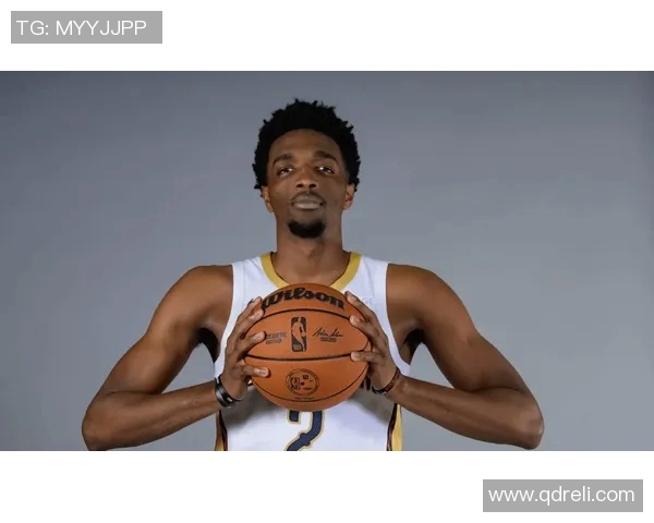 赫伯特琼斯的篮球之路与未来发展潜力分析