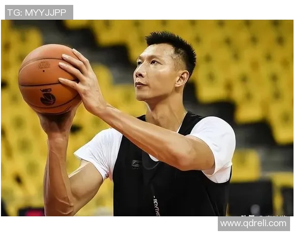 易建联：从篮球场上的传奇到生活中的榜样，见证中国体育的辉煌与坚持